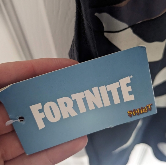 Spirit Halloween Fortnite T-shirt - Picture 4 of 6